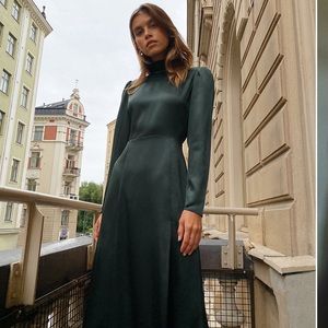 BNWT WILFRED satin dress (dark green)